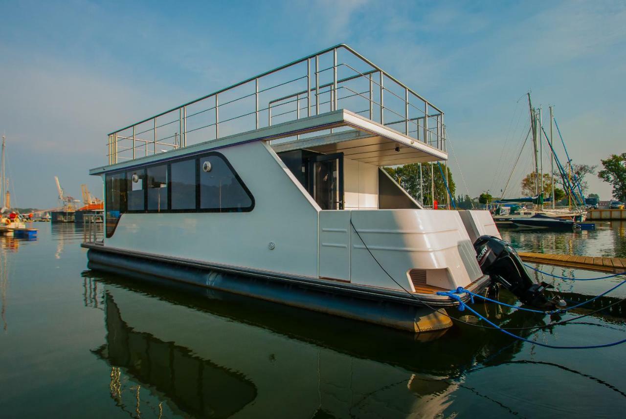 Amber Houseboat Apartamento Świnoujście Exterior foto