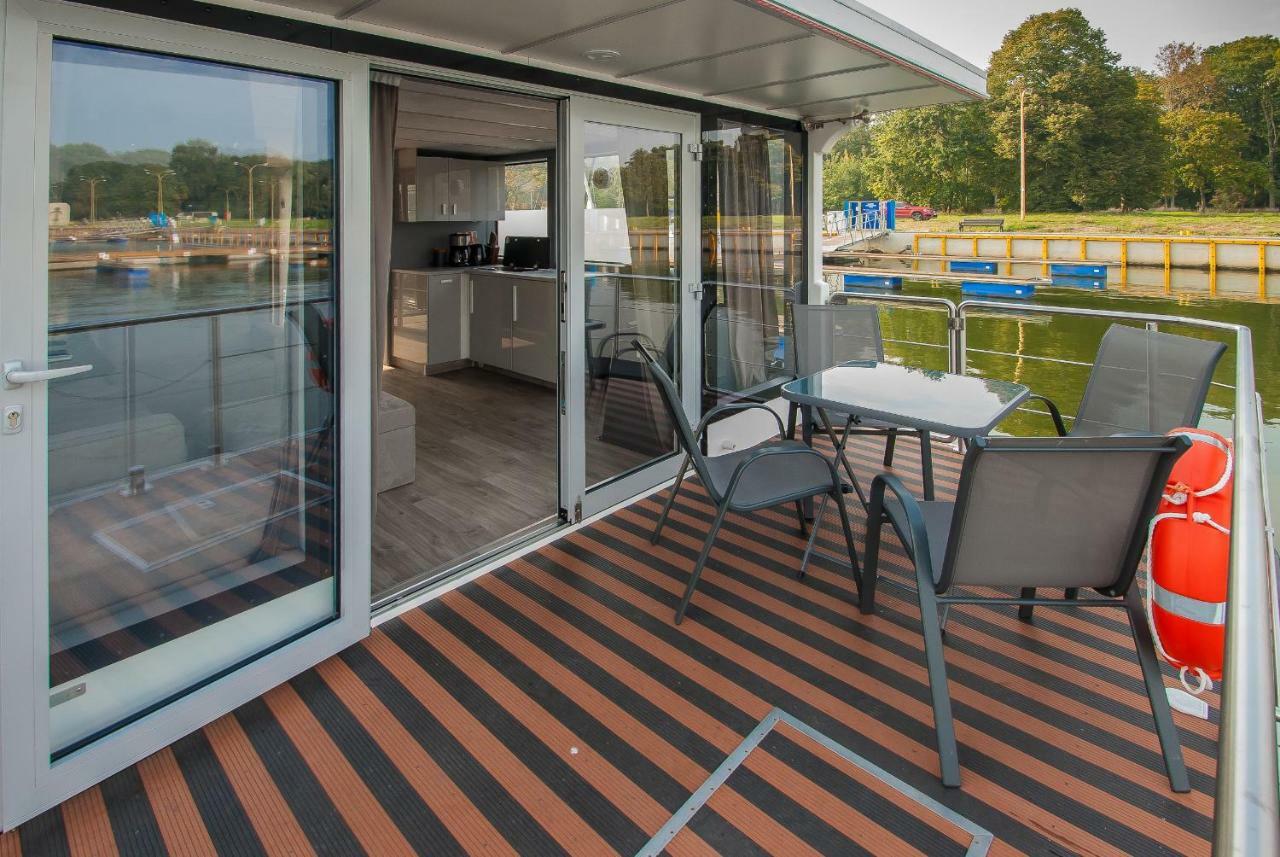 Amber Houseboat Apartamento Świnoujście Exterior foto