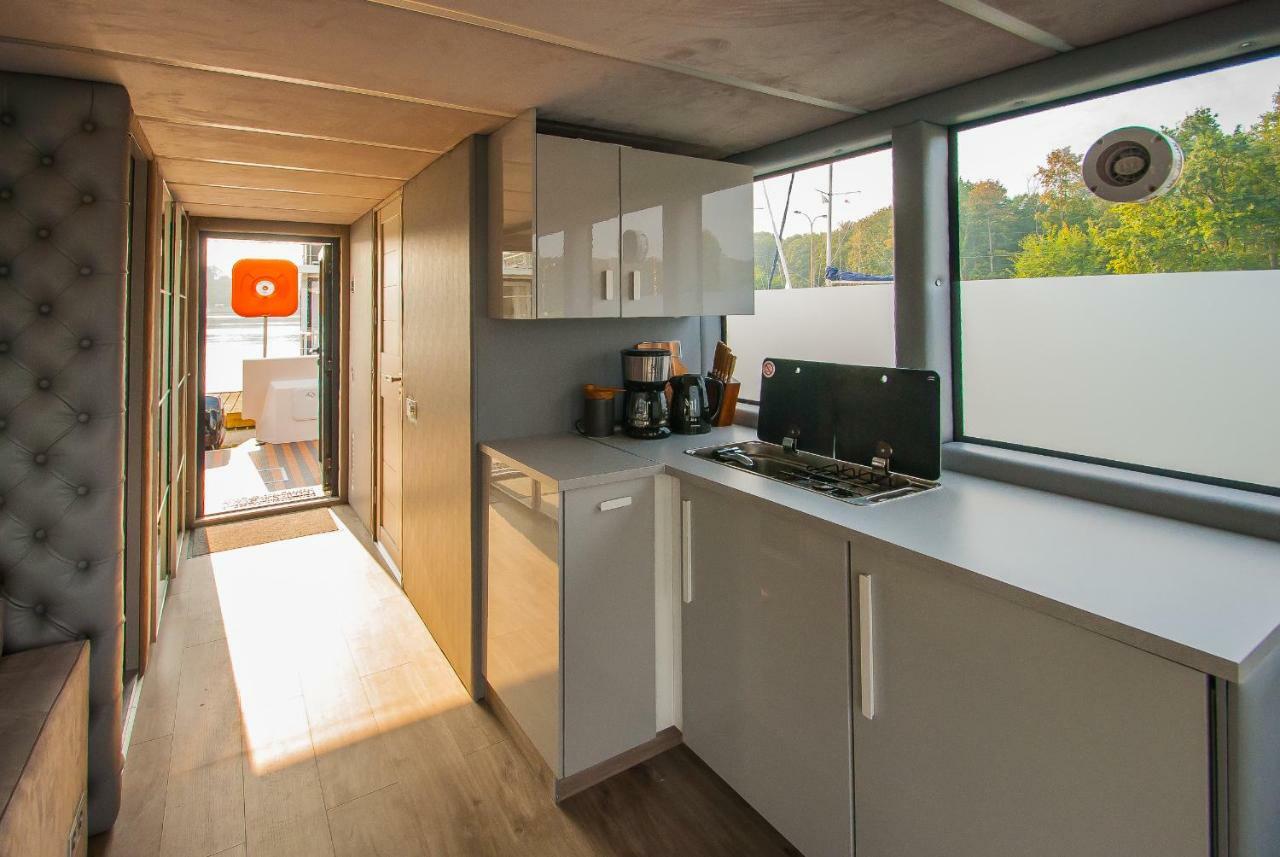 Amber Houseboat Apartamento Świnoujście Exterior foto